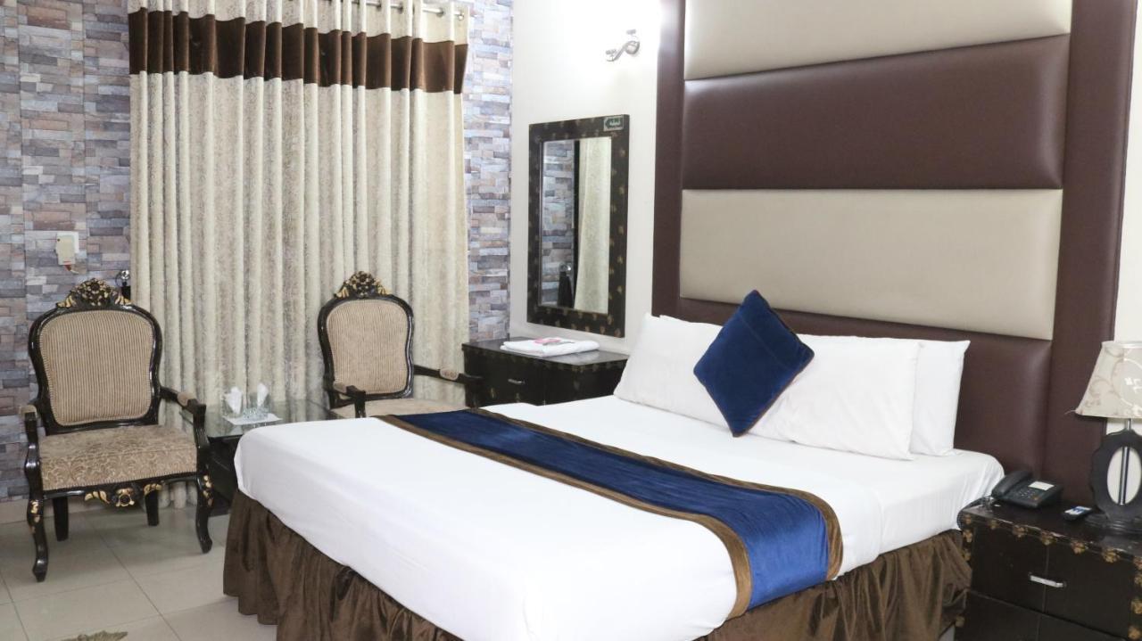 Hotel Tourist Inn Λαχόρη Εξωτερικό φωτογραφία