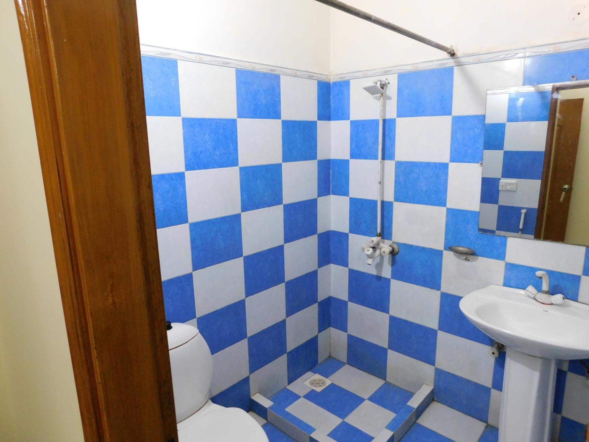 Hotel Tourist Inn Λαχόρη Εξωτερικό φωτογραφία