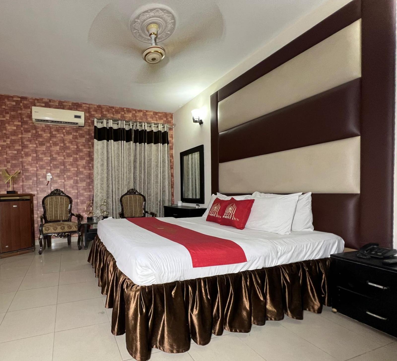 Hotel Tourist Inn Λαχόρη Εξωτερικό φωτογραφία